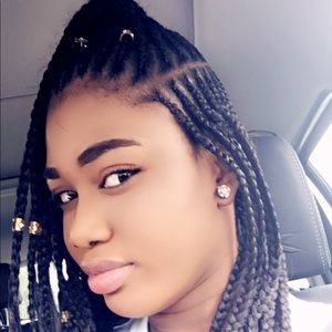 Meet your Posher, Vanessa